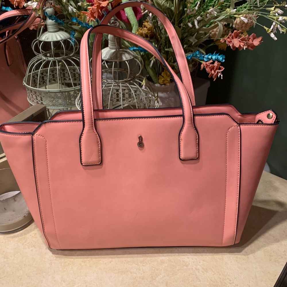 London Fog tote